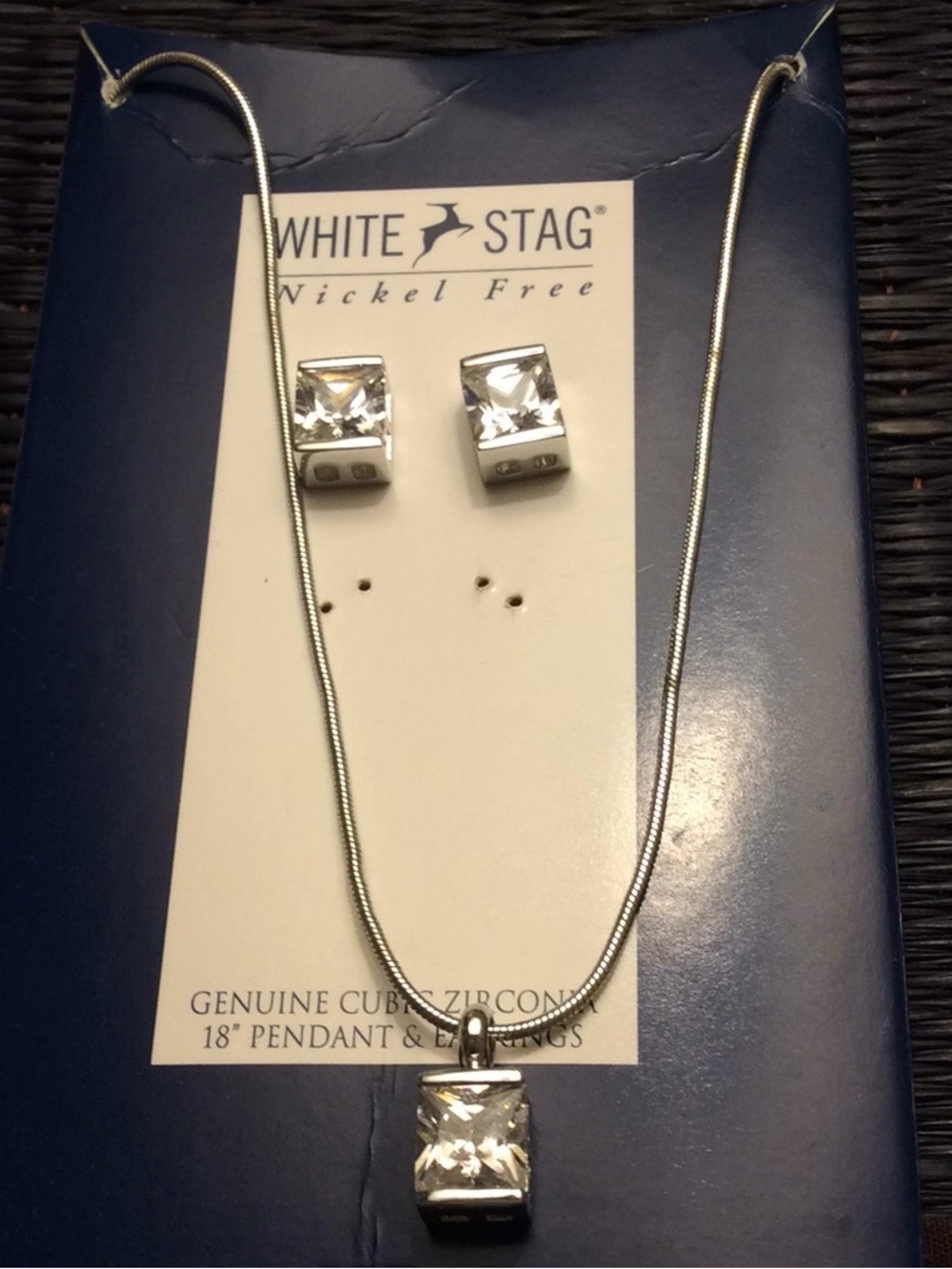 White Stag Silver Cubic Zirconia Pendant Necklace and Stud Earrings Set - Silver